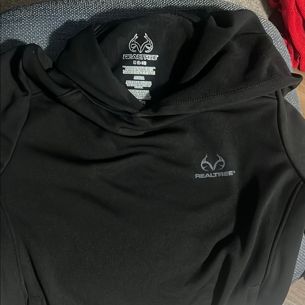 Realtree Classic Black Pullover